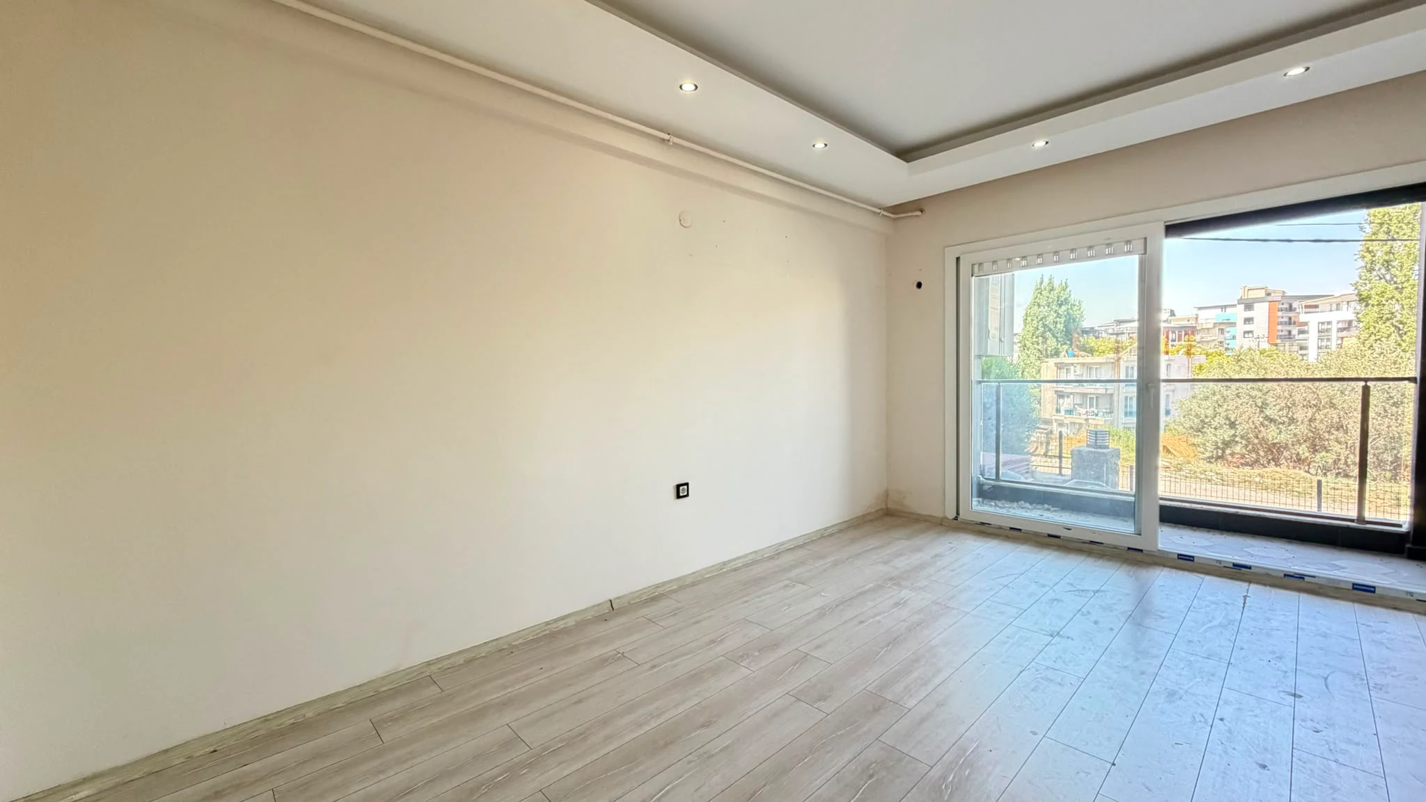 TEOK'TAN ULUCAK İSTİKLAL MAHALLESİ'NDE SATILIK 2+1 FERAH DAİRE galeri 2