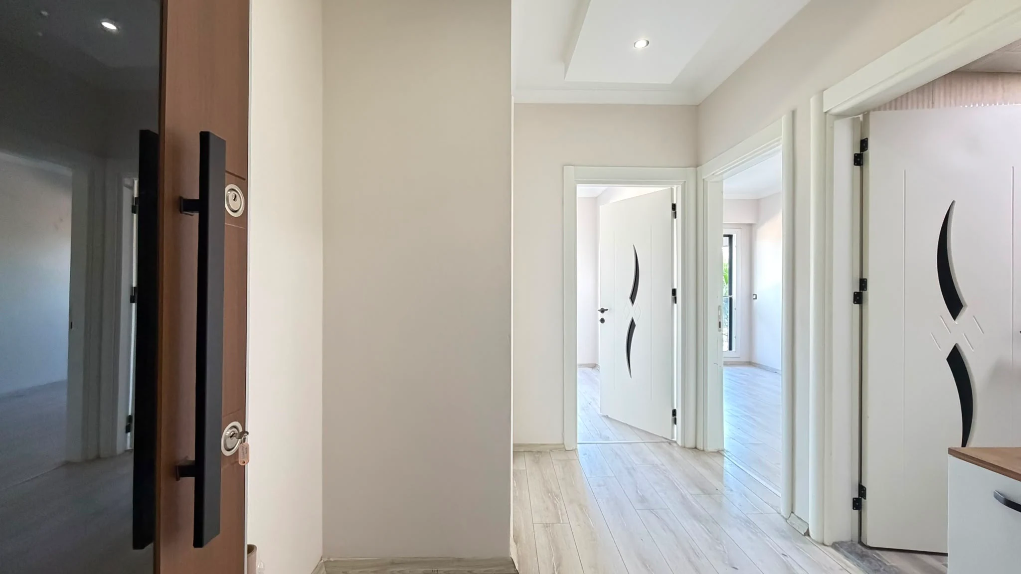 TEOK'TAN ULUCAK İSTİKLAL MAHALLESİ'NDE SATILIK 2+1 FERAH DAİRE galeri 4