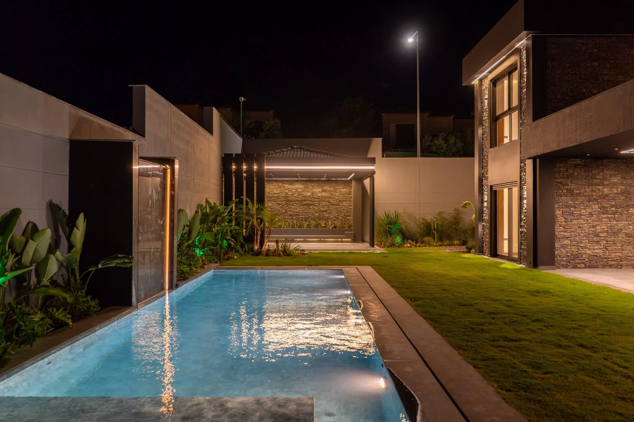 TEOK’tan Çeşme Ovacık’ta Satılık Lüks Villa