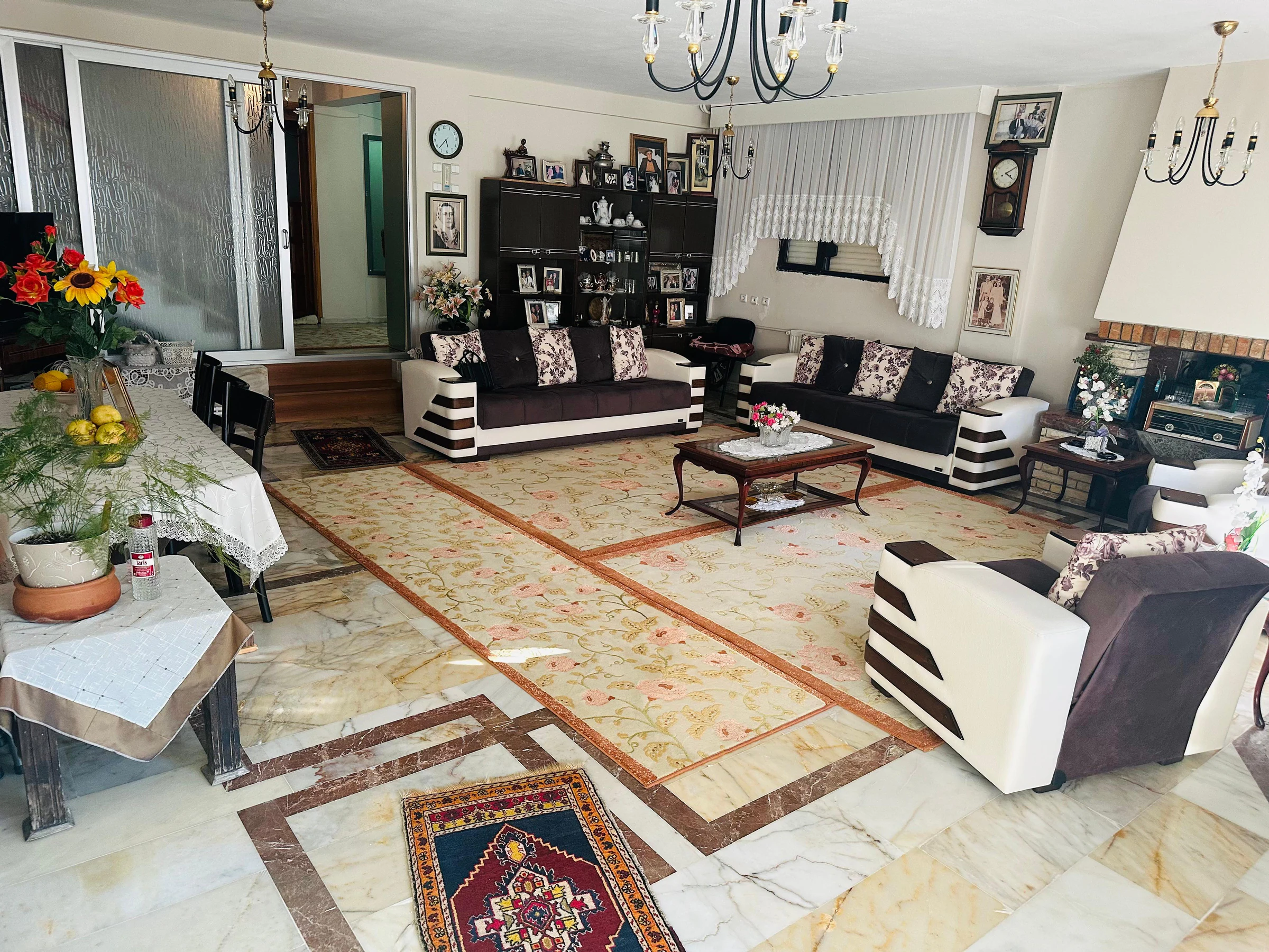 NARLIDERE HUZUR'DA METRO YAKINI MÜSTAKİL VİLLA galeri 3