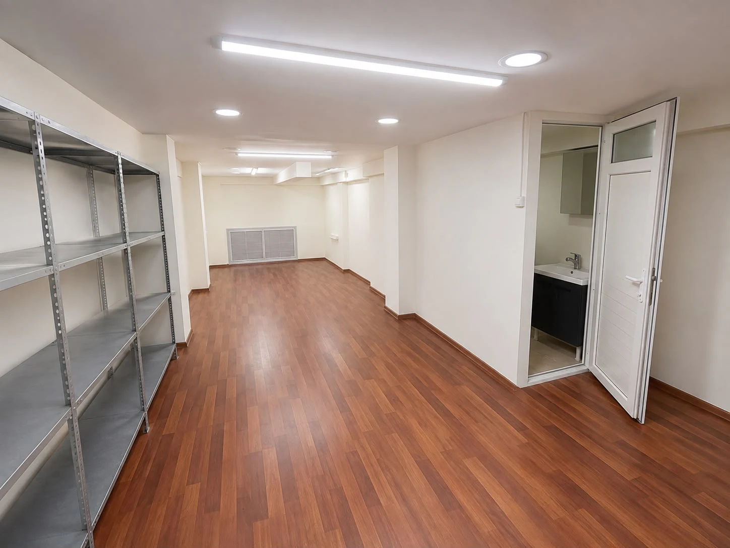 Balçova'da Satılık Dükkan galeri 5