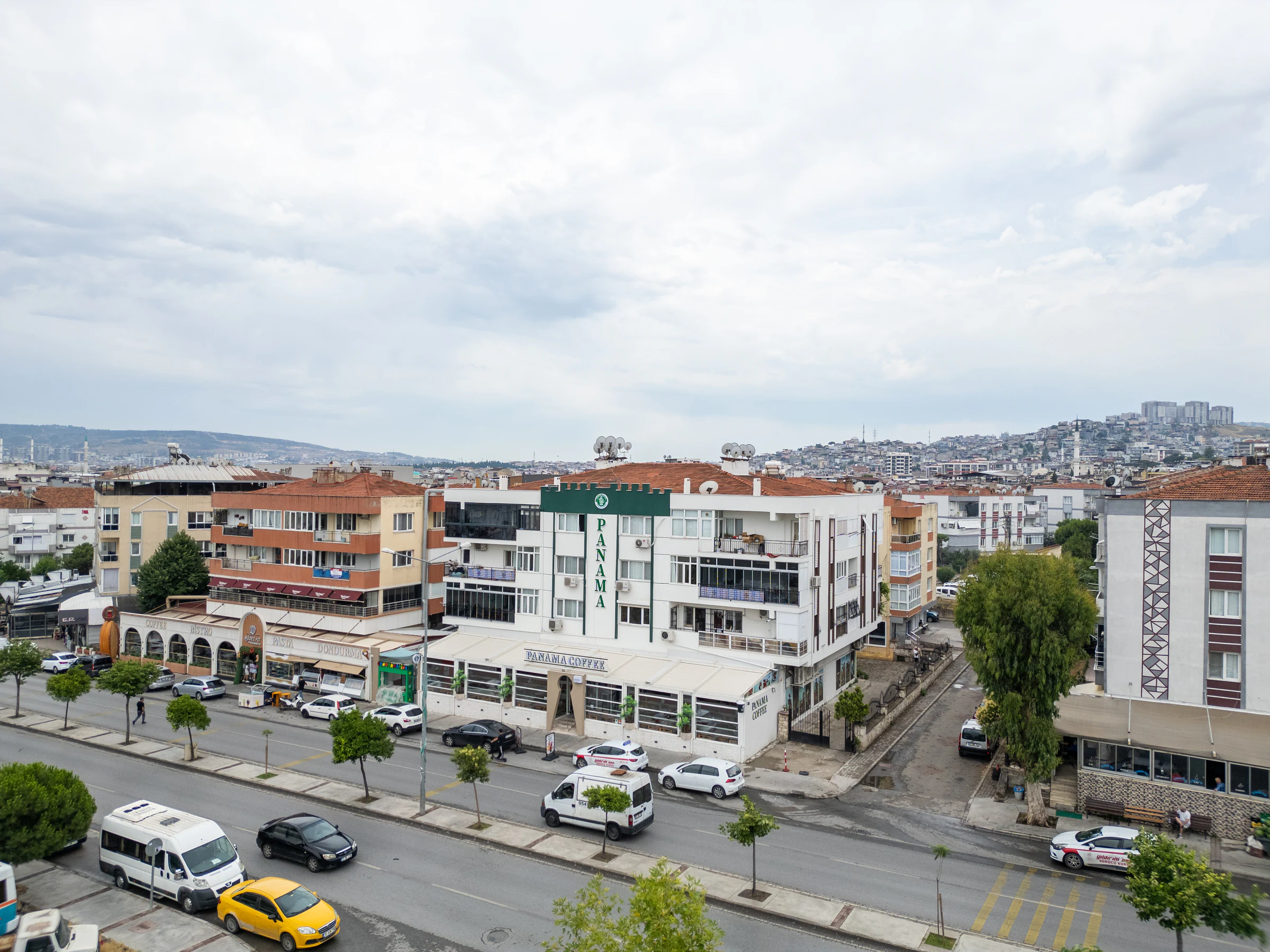 Karabağlar Cadde Üzerinde Satılık 3+1 Daire galeri 2