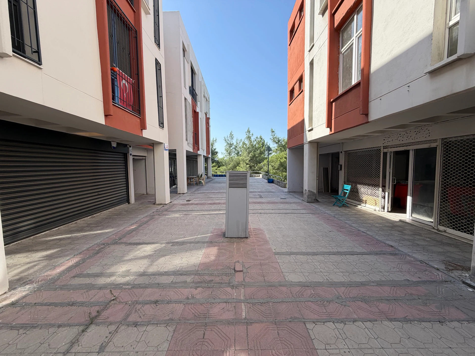 MTK Sitesi'nde Kiracısız Komple Bina | 400 m² | Kullanıma Hazır galeri 3