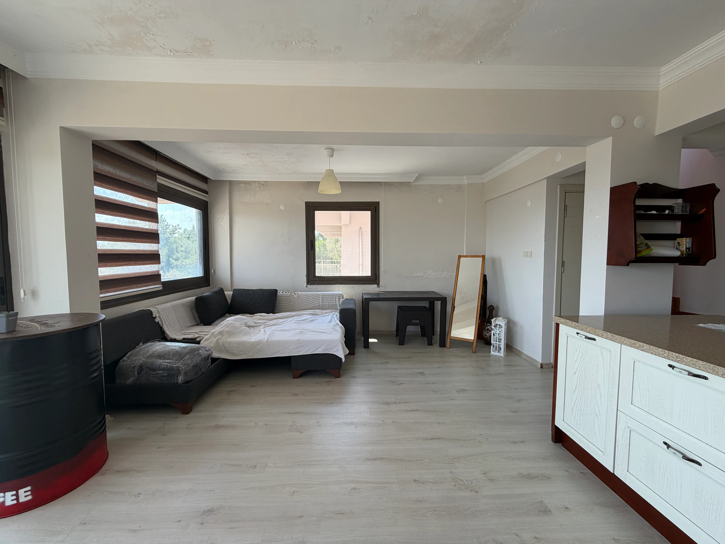 Karaburun Kösedere'de 1.731 m2 Arazi İçinde 2 Adet Yazlık Ev galeri 4