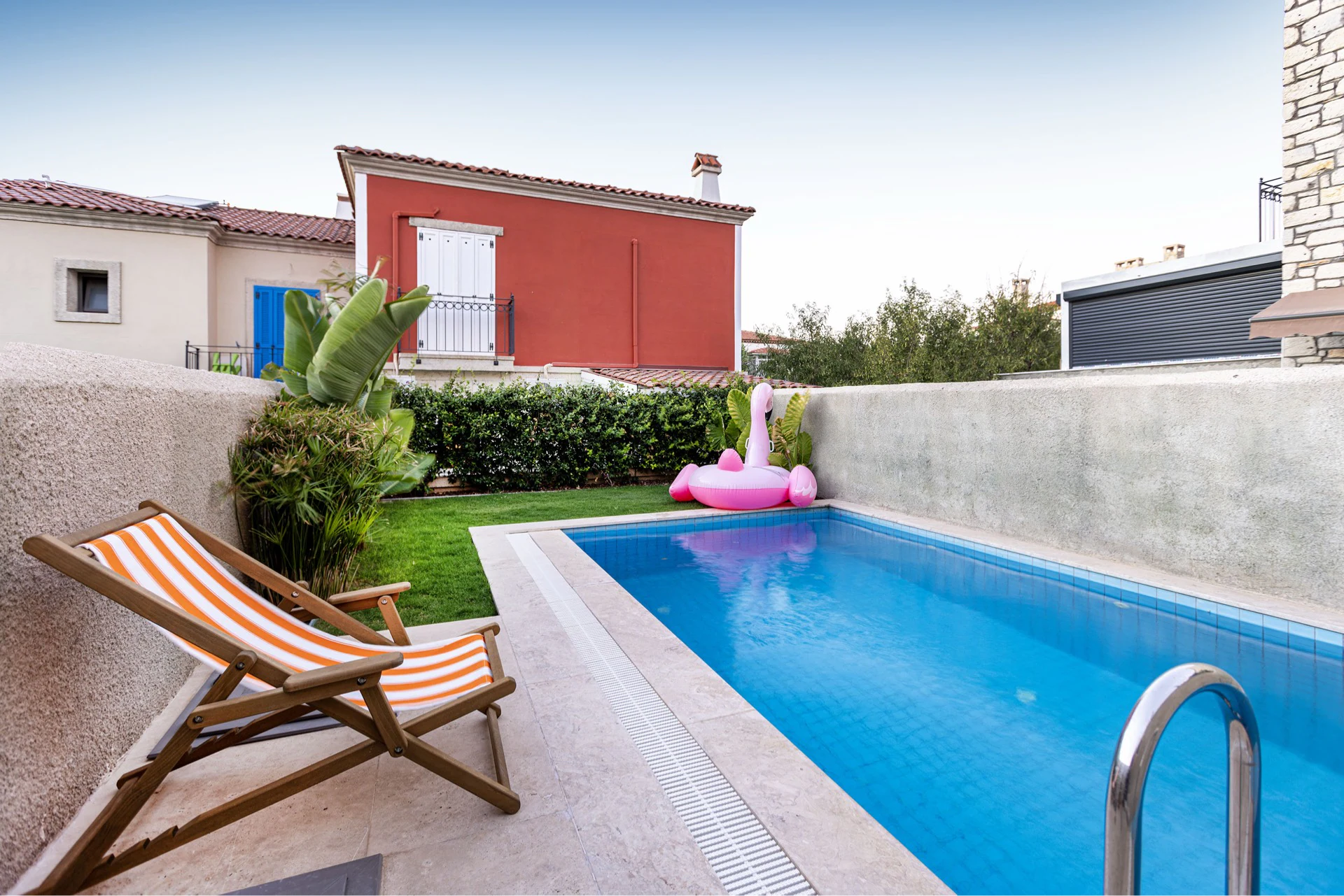 Çeşme Reisdere Köy İçinde Butik 2+1 Villa