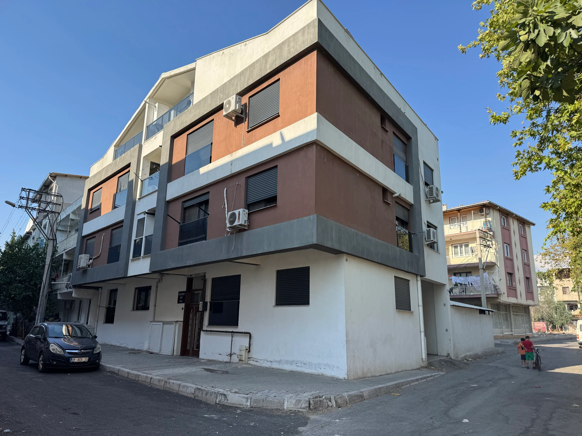 Bornova Ege Üniversitesi Yakını Satılık 2+1 Dubleks Daire