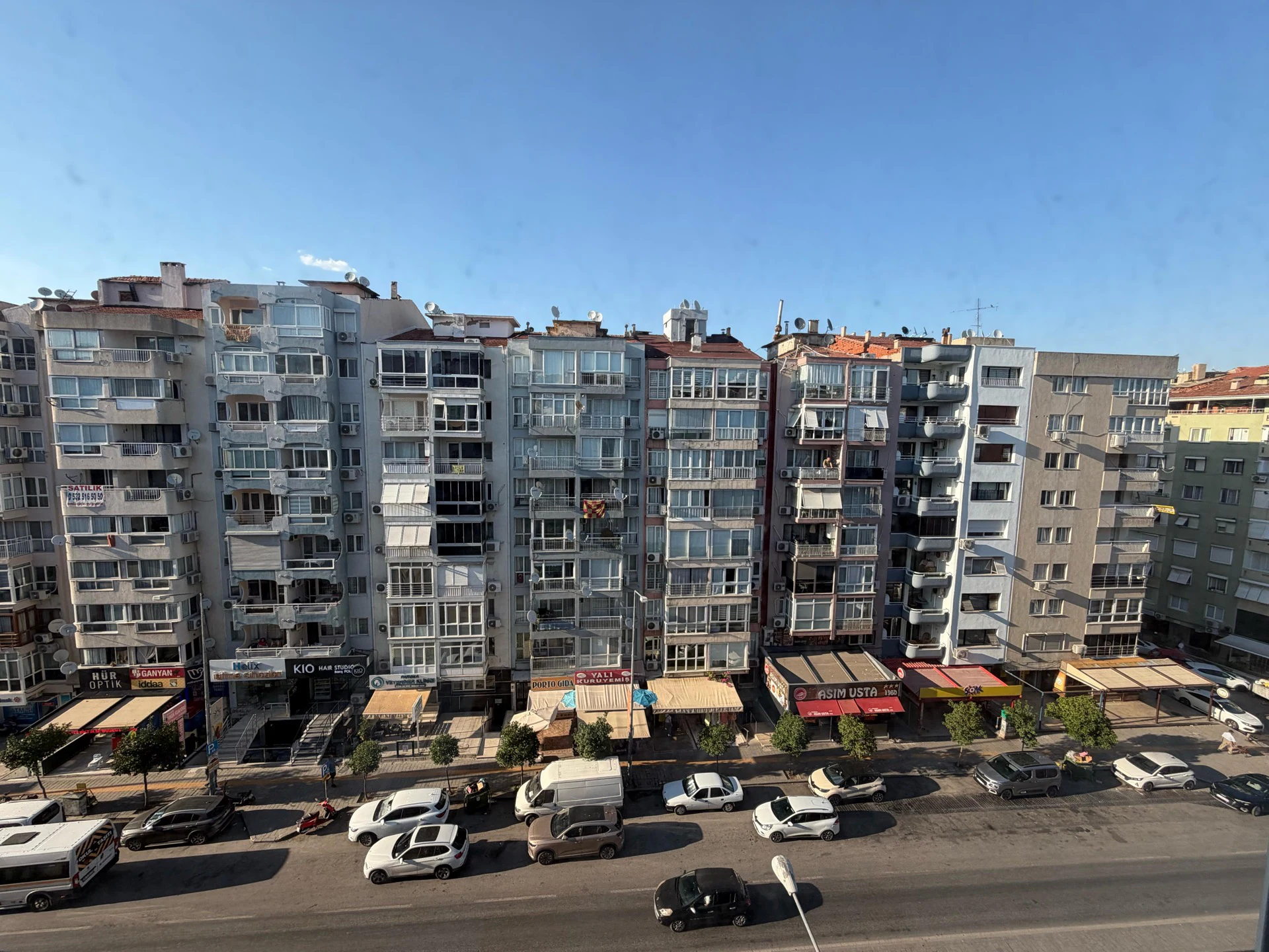 İnönü caddesi üzerinde satılık 3+1