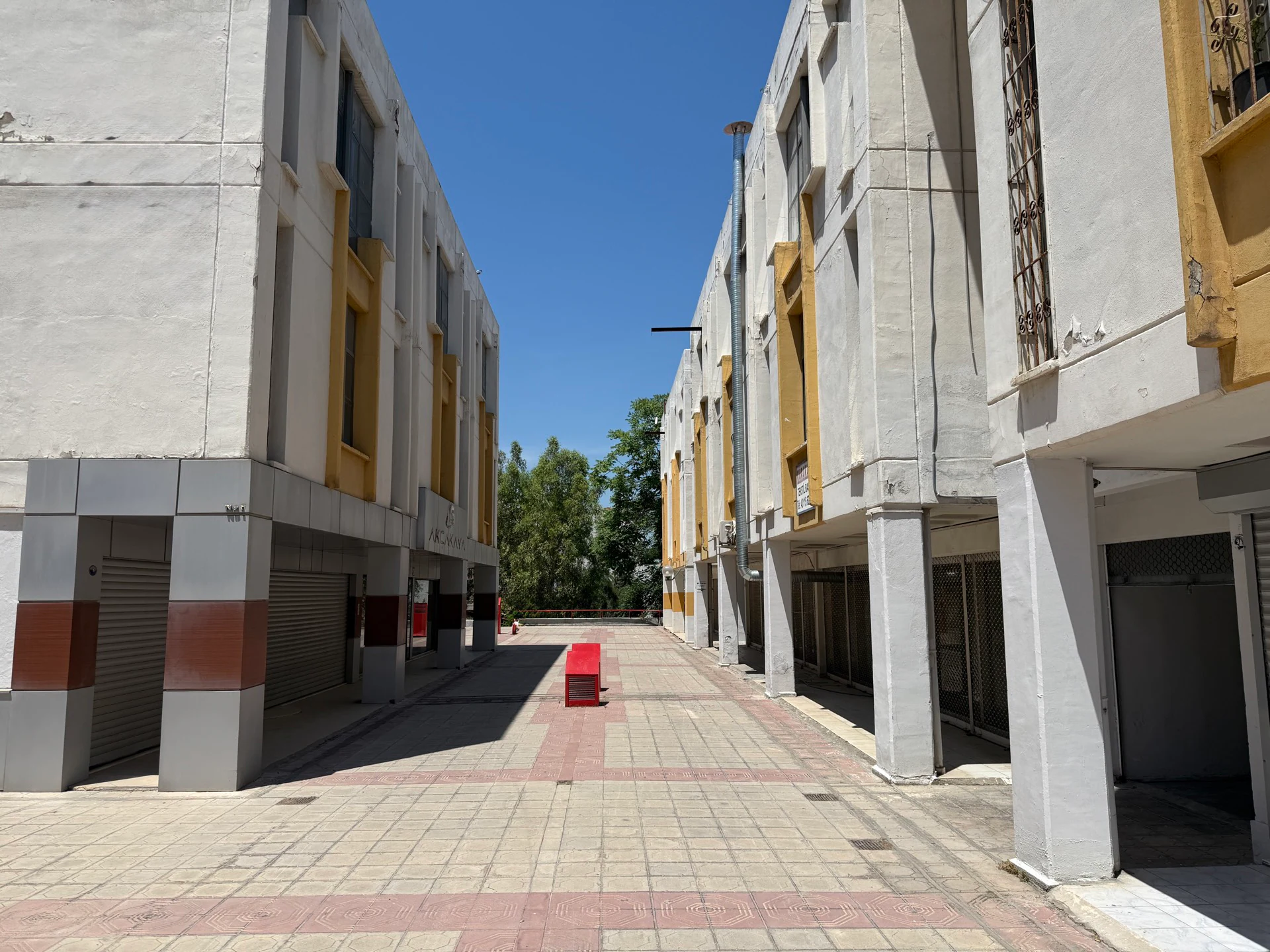 MTK SİTESİ 200'lük Komple Bina | 2.Giriş Şok Arkası galeri 3