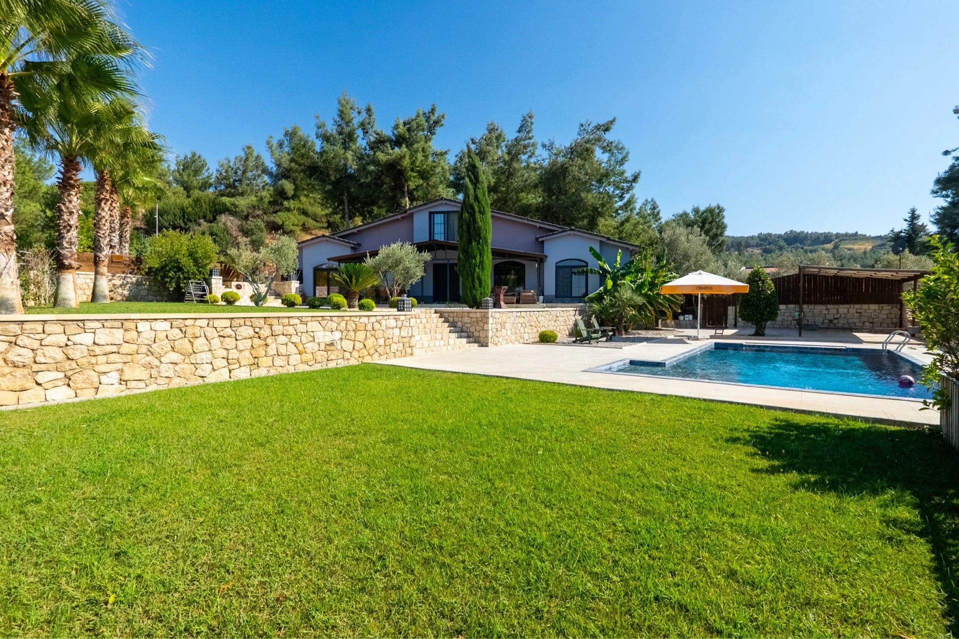 Urla Kekliktepe'de 1.989m² Arsa İçerisinde 2 Satılık Villa galeri 5