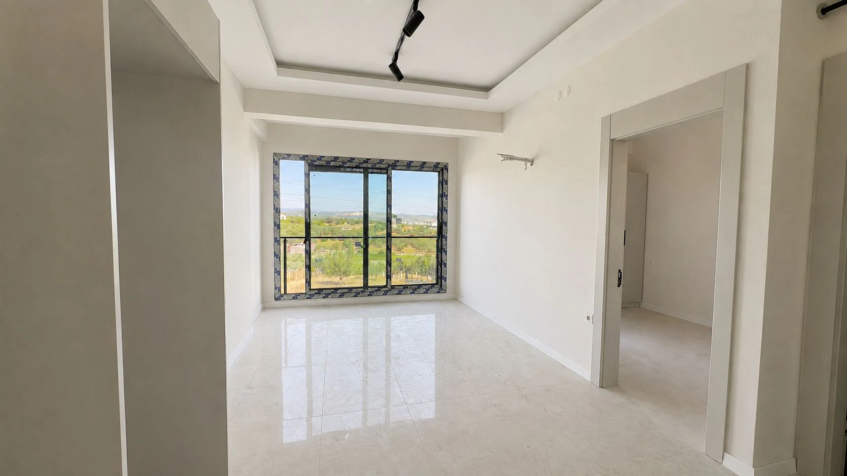 TORBALI FEVZİ ÇAKMAK MAHALLESİNDE HAVUZLU SİTE İÇİ 1+1 DAİRE galeri 2