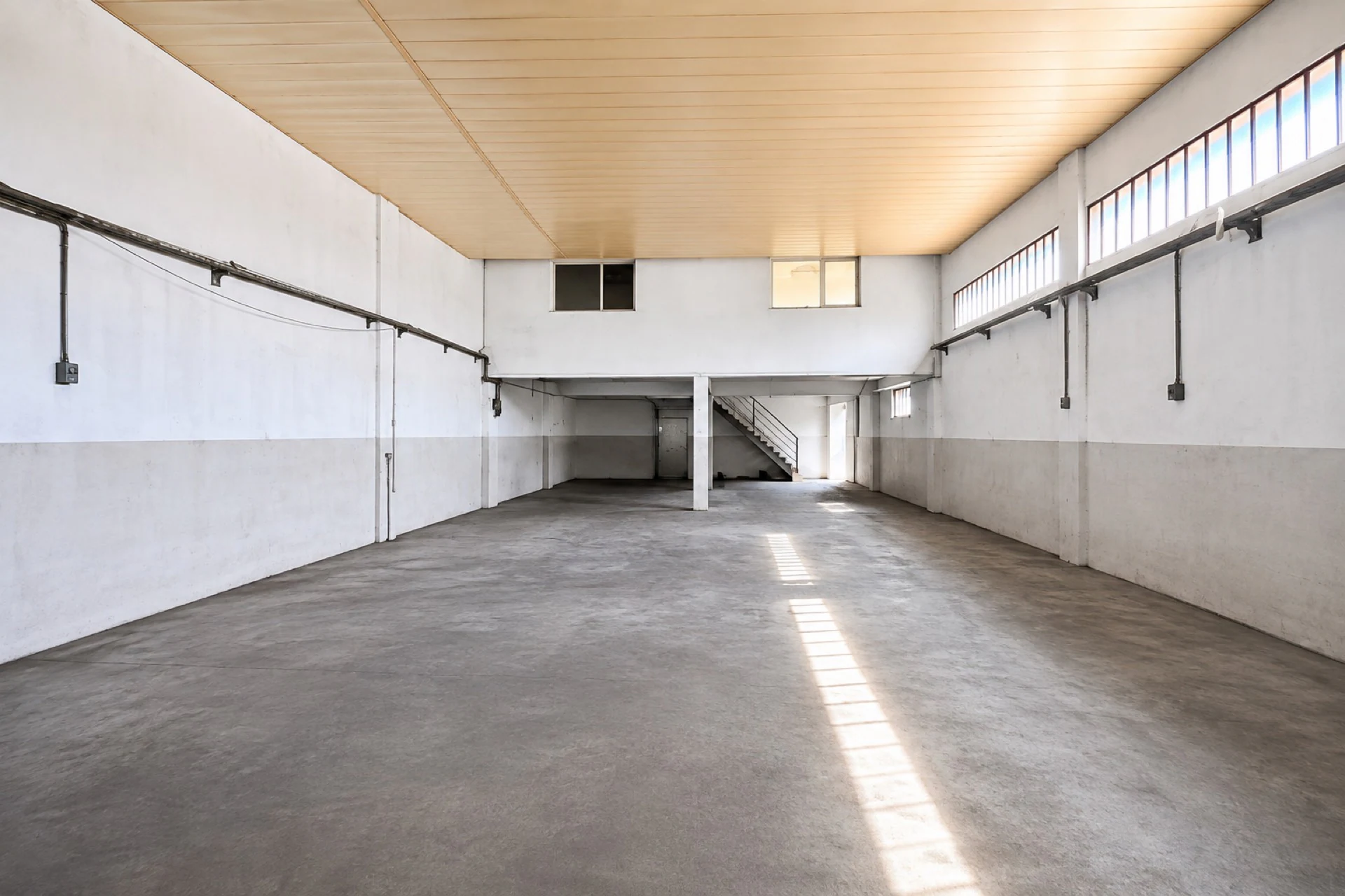5. SANAYİDE KÖŞE PARSEL 225 M² | 50 kVA | SATILIK İŞYERİ galeri 2