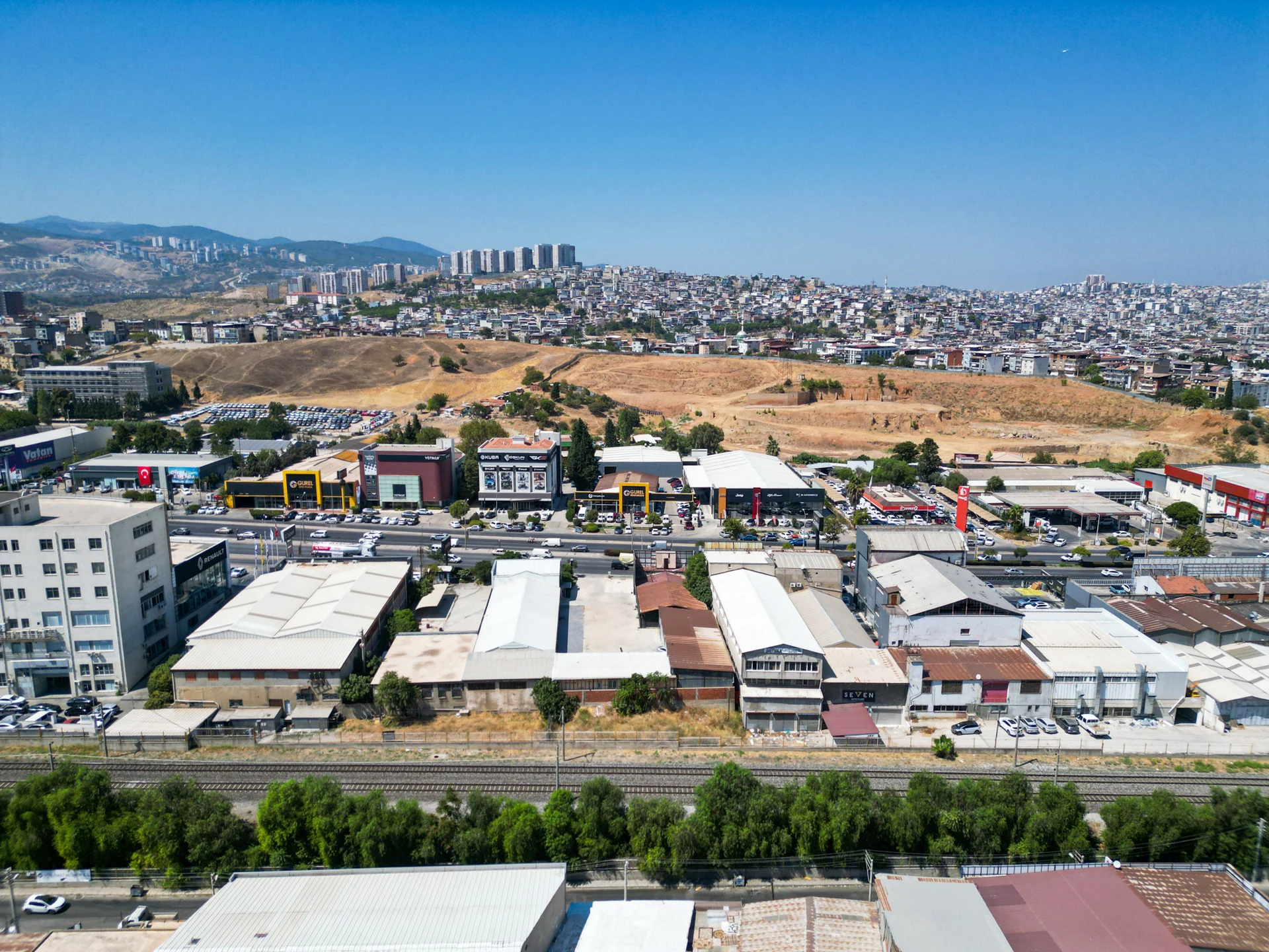 İZMİR/GAZİEMİR/AKÇAY CADDESİ ÜZERİNDE PRESTİJLİ TİCARİ YATIRIM FIRSATI galeri 4