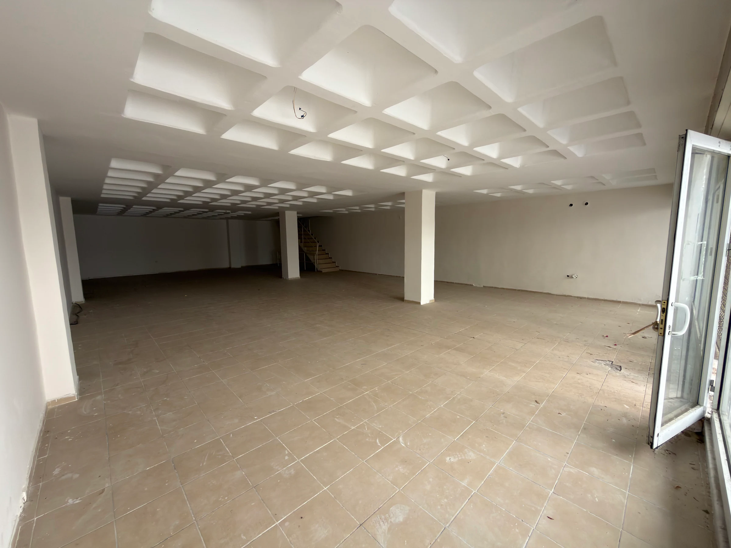 TEOK'tan MTK Sitesi'nde 800 M² Komple Bina | Köşe Konumda