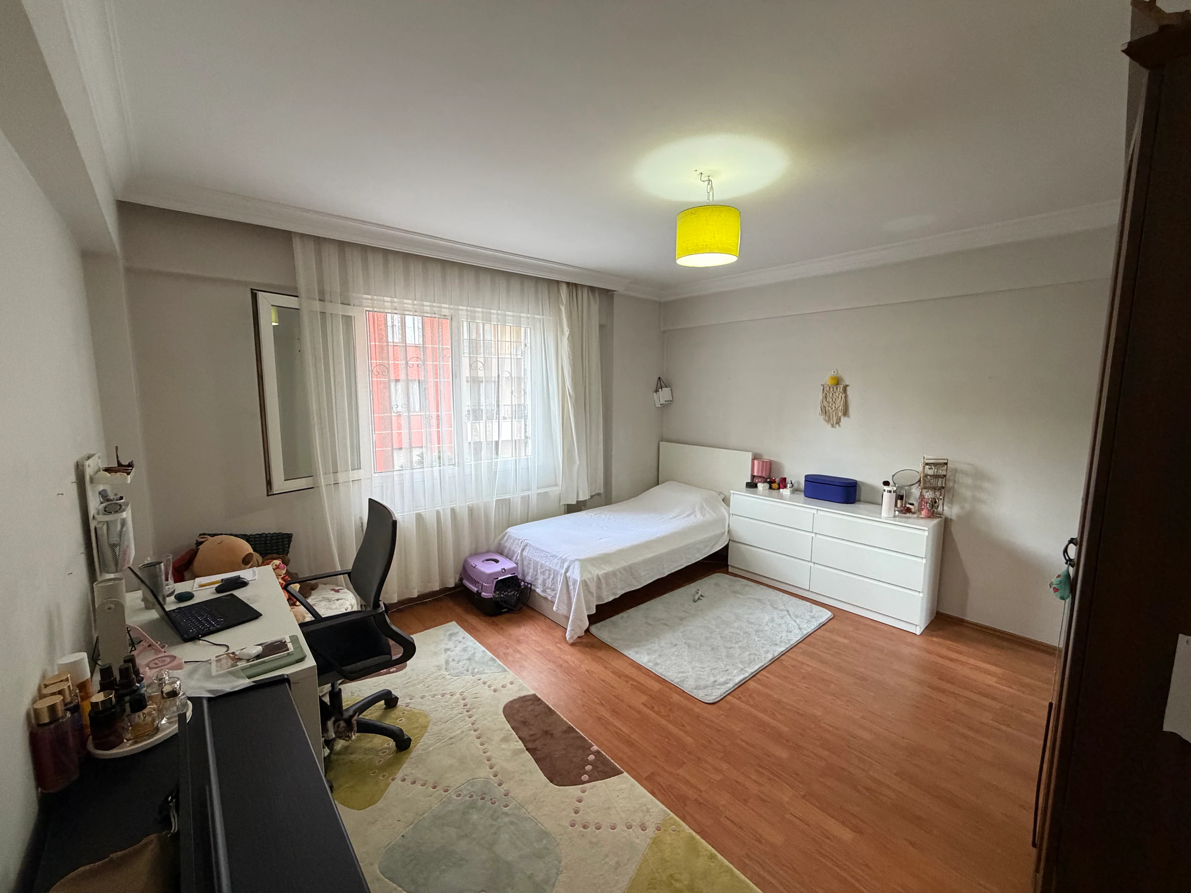 Mansuroğlu Mahallesi'nde 3+1 Geniş ve Ferah Kiralık Daire galeri 4