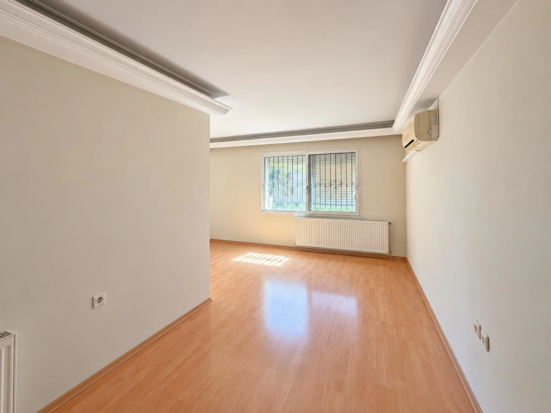 TEOK'TAN ORDU BULVARI ÜZERİNDE KÖŞE KONUM 3+1 SATILIK DAİRE