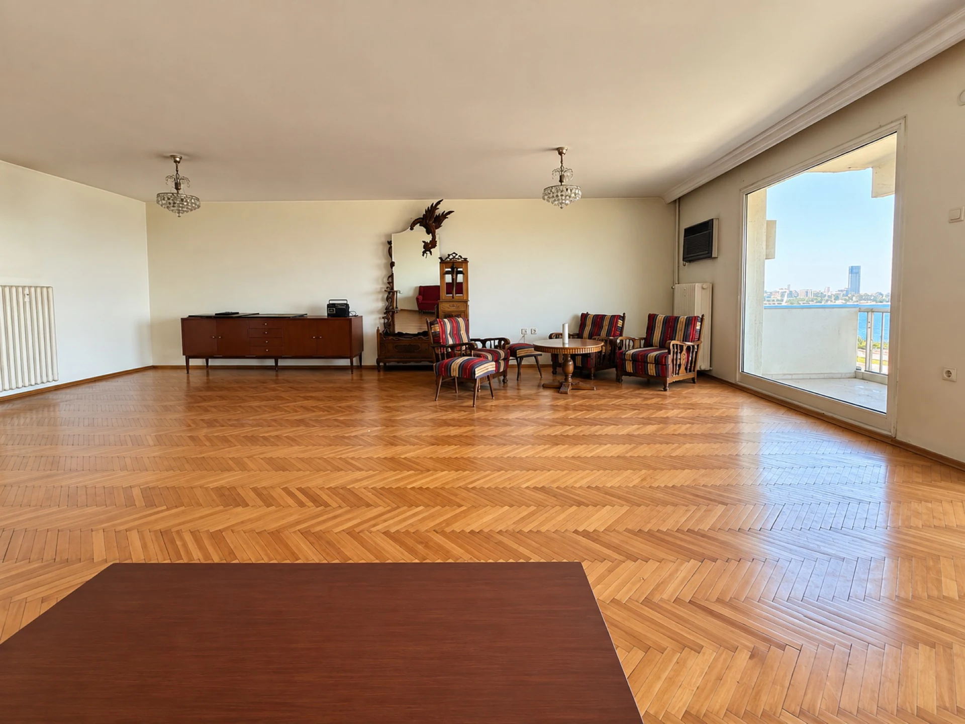 GÖZTEPE'DE 200 M² YALI DAİRESİ | KESİNTİSİZ DENİZ MANZARALI galeri 4