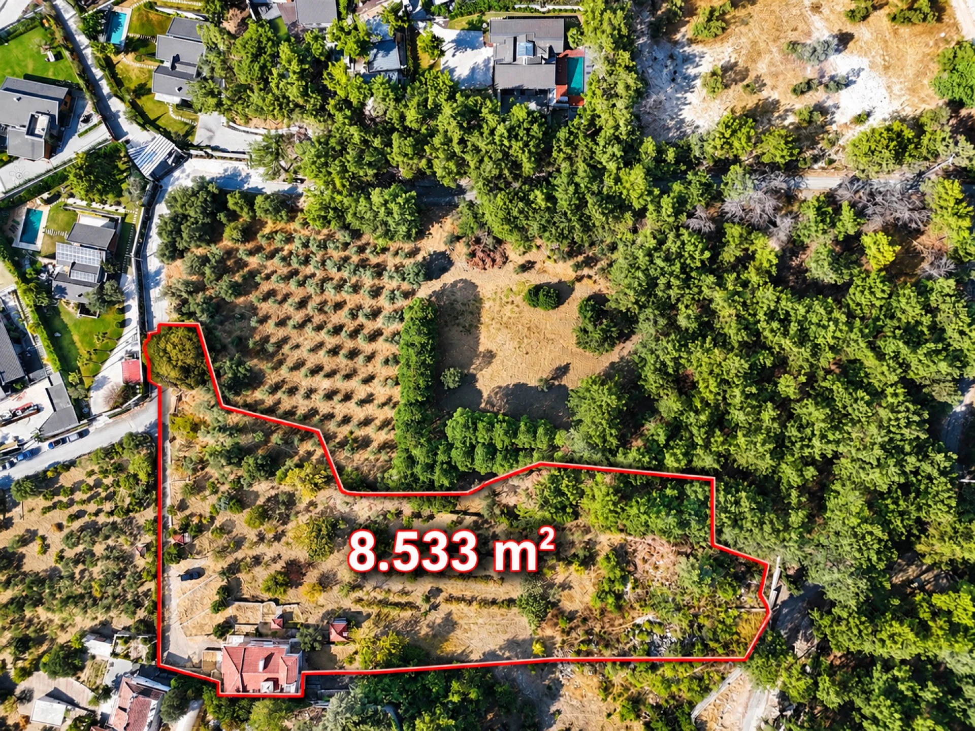 Kekliktepe'de 8.533 m2 Deniz Manzaralı Malikâne Arsası