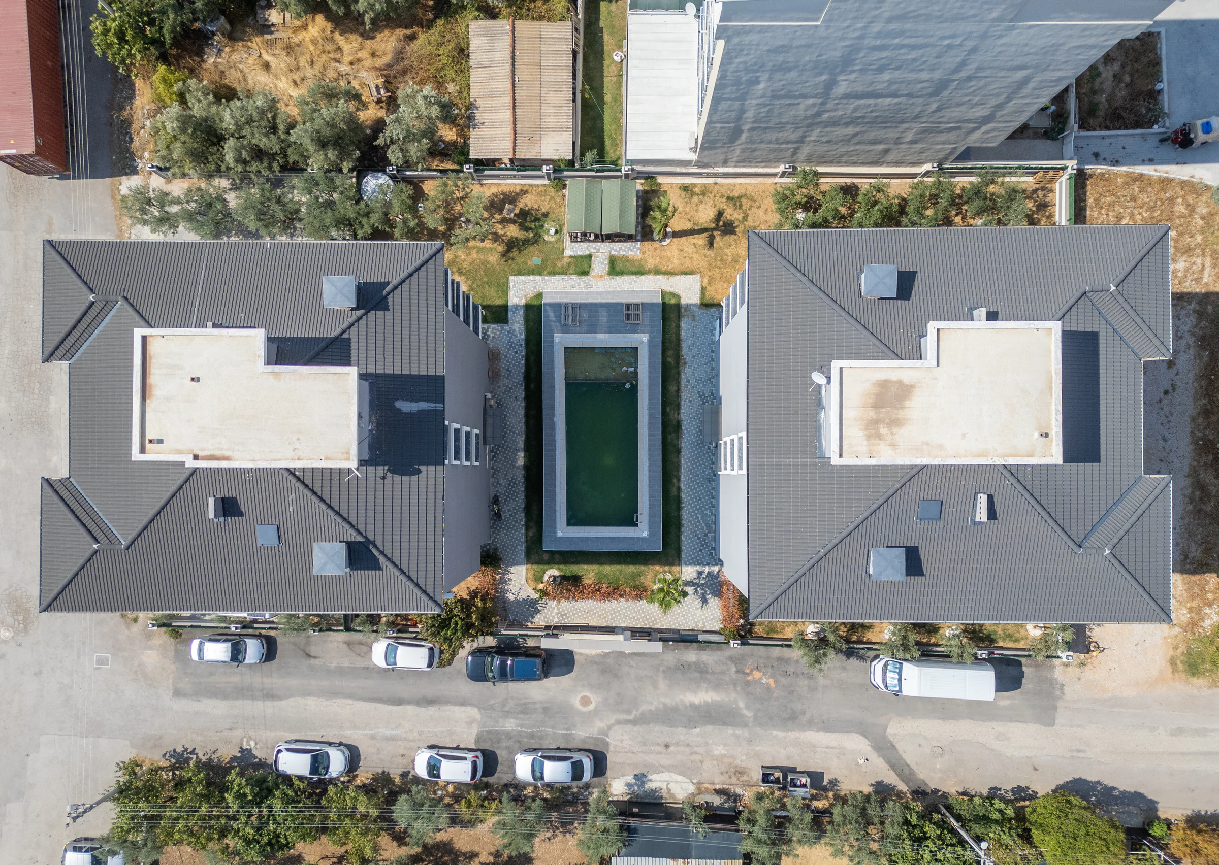 AYRANCILAR İNÖNÜ MAH. PORT35TE 3+1 HAVUZLU SATILIK DAİRE galeri 3