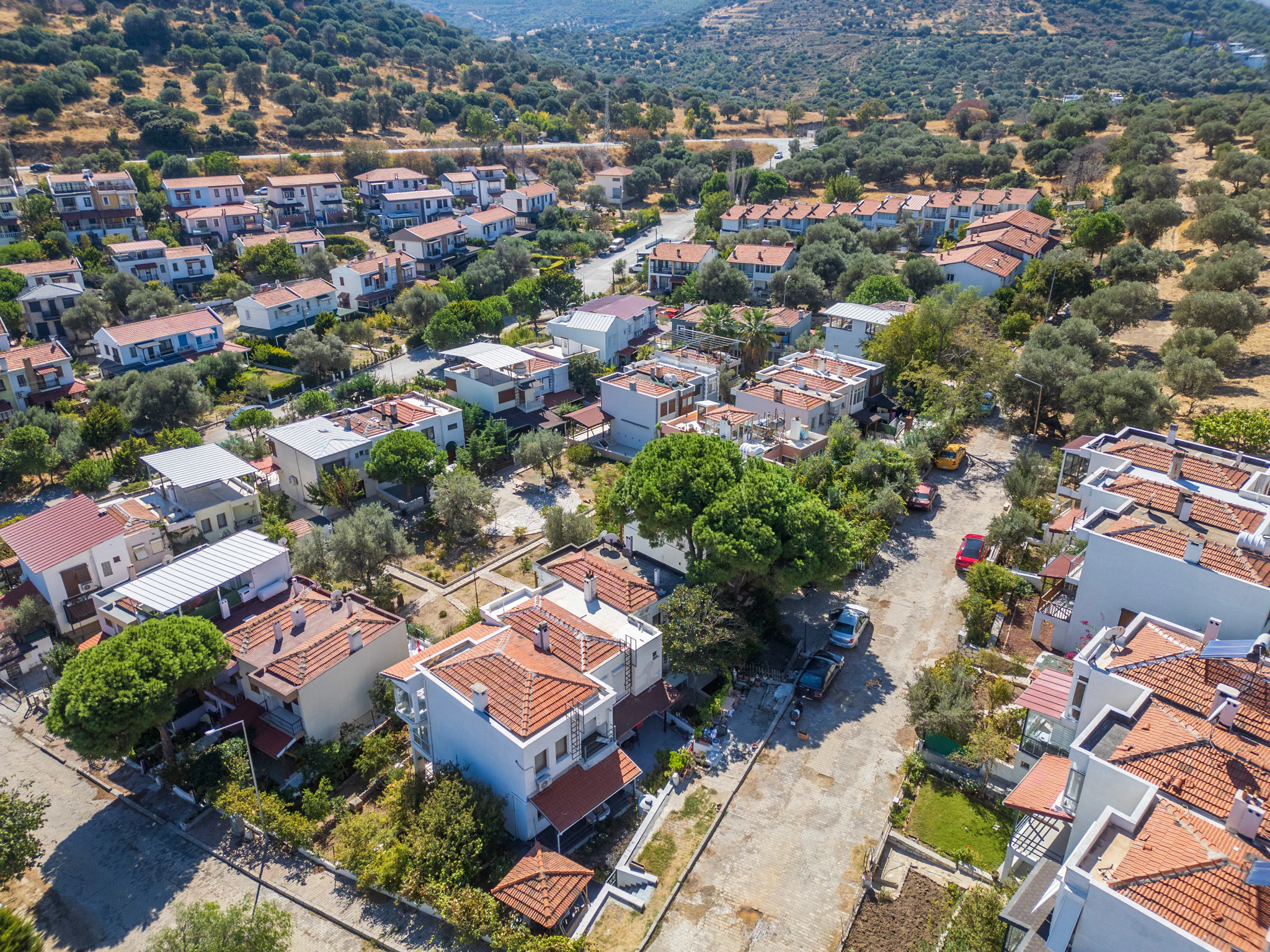 Yenifoça Petro Koyu | Site Plajlı | Bahçeli | 3+1 Dubleks Villa galeri 4