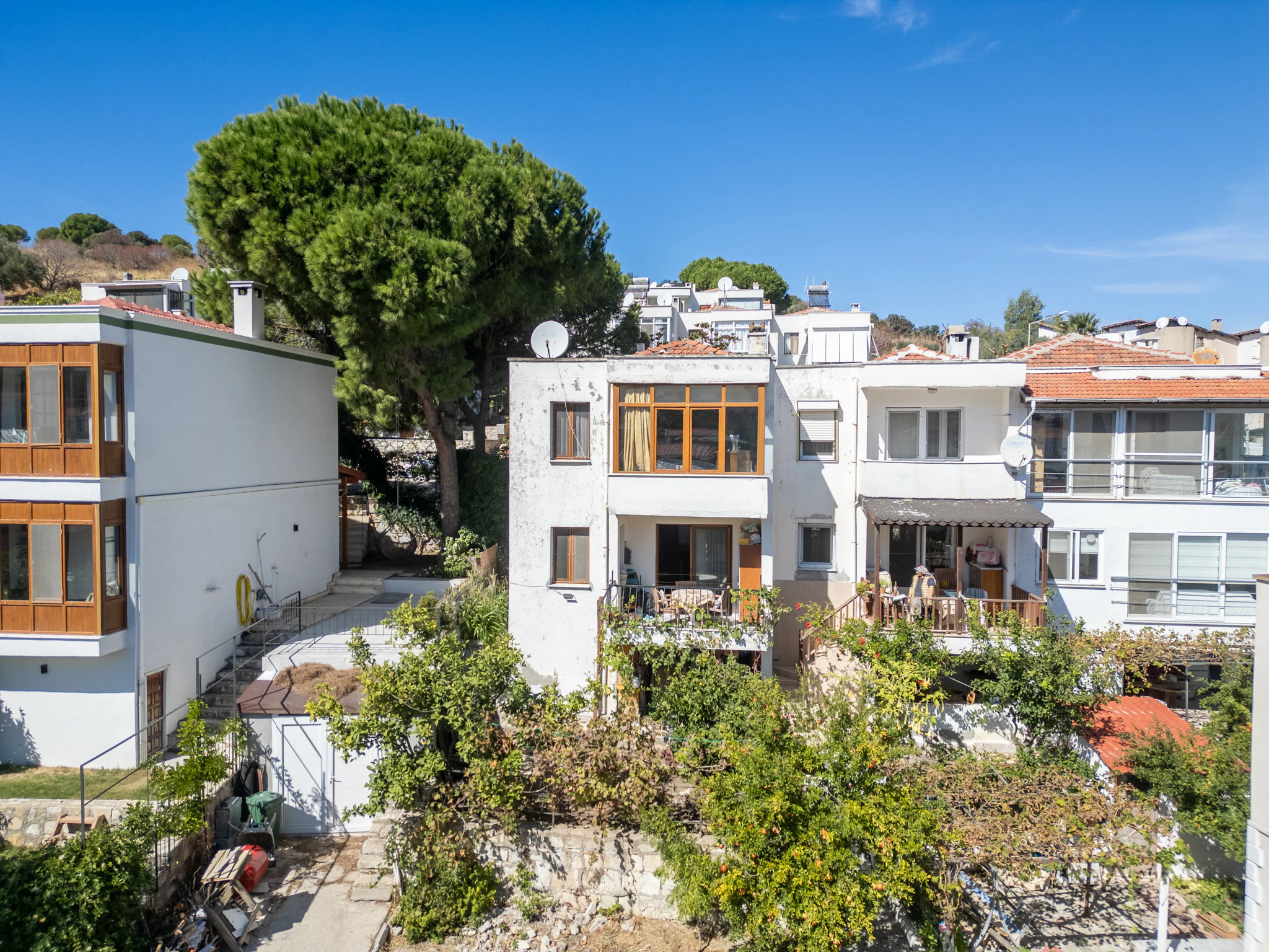 Yenifoça Petro Koyu | Site Plajlı | Bahçeli | 3+1 Dubleks Villa galeri 3