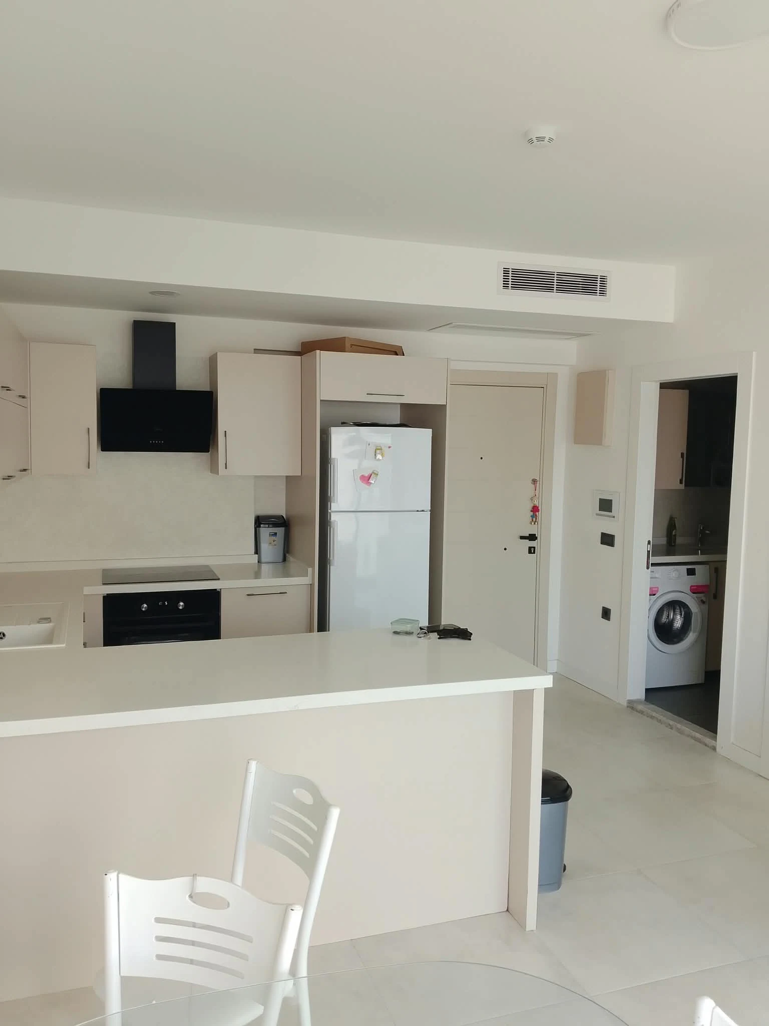 REMAX-TEOK'tan Çeşme Ilıca'da Kiralık eşyalı1+1 Rezidans Daire galeri 2