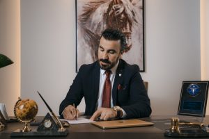 Ahlaki, İnsani, Hayati Deneyimi ve Başarısı Yoksa Yalnız Akademik Başarı Yeterli Değildir…